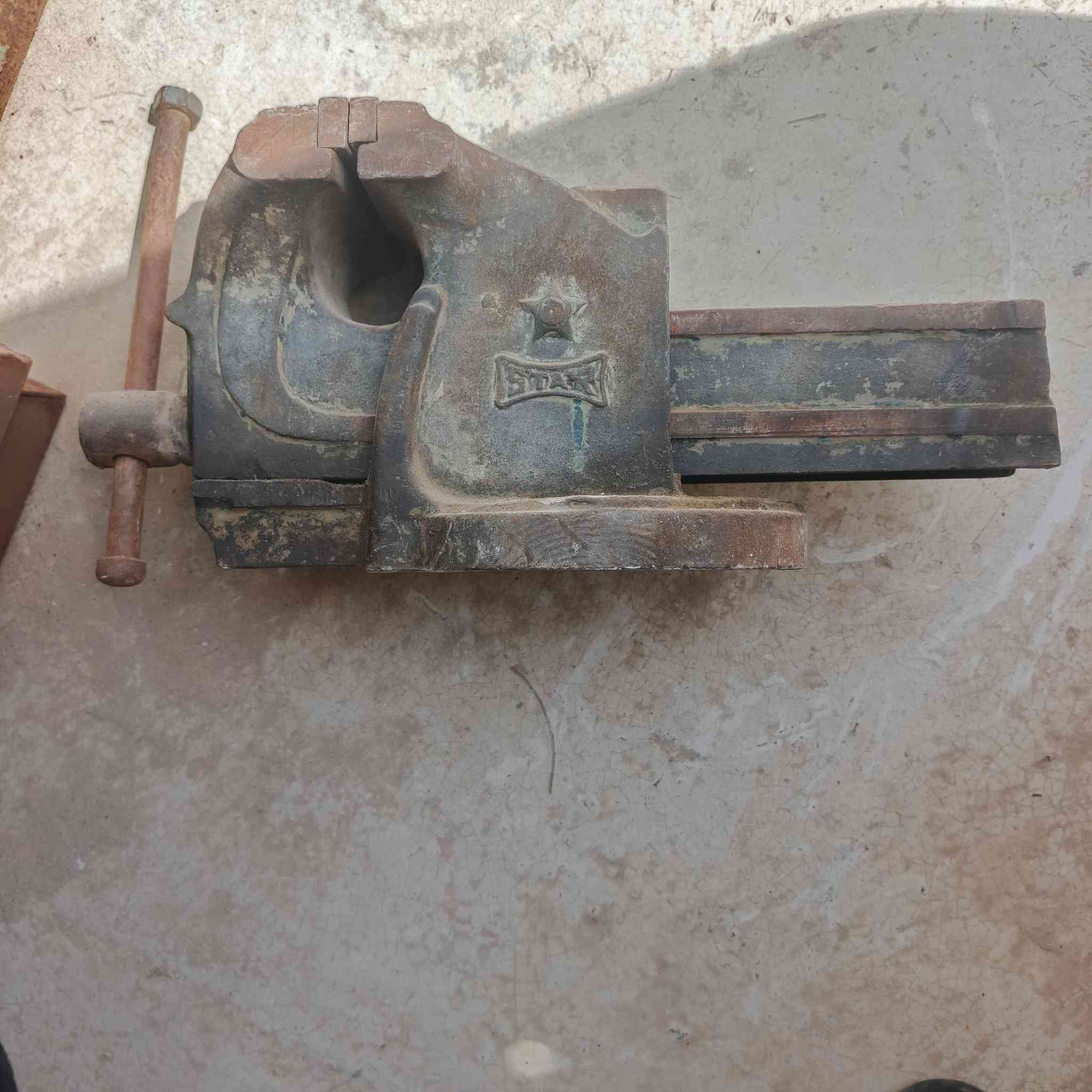 السلام عليكم... منكنة وصندوق حديد أبو القفل مؤسسة أصلية ابيعك سعر سوكه .. العنوان الموصل


**إذا كنت صاحب هذا الإعلان وتريد حذفه لأي سبب، رجاءا أرسل رسالة إلى الدعم الفني**