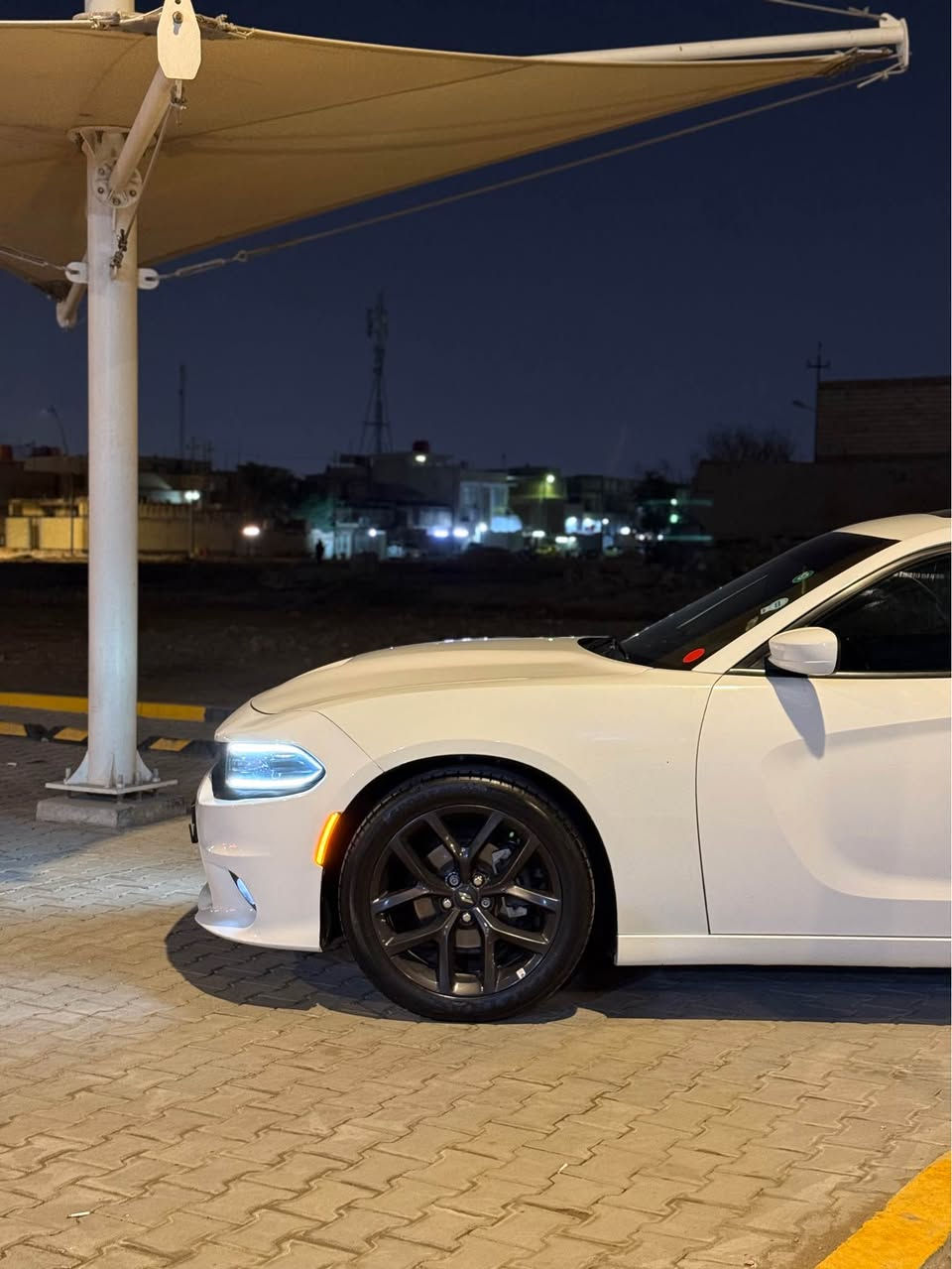 سلام عليكم
جارجر مديل 2021 وراد امريكي
حادث جاملغ بنيد لا لغد ولا شاصي
موصفات : فول فتحه خزن مومري كشنات جلد تدفئه تبريد كشنات 
ماشيه : 54 الف 
رقم بغداد مشروع وطني سنويه لحد 2028 هزه جديده
ويل 20 اصلي مال جيتي 2021 سياره ماناقصهاا برغي 
سعر : 248$ وبيهاا مجال 
رقم التلفون : *********** البصرة, العراق
