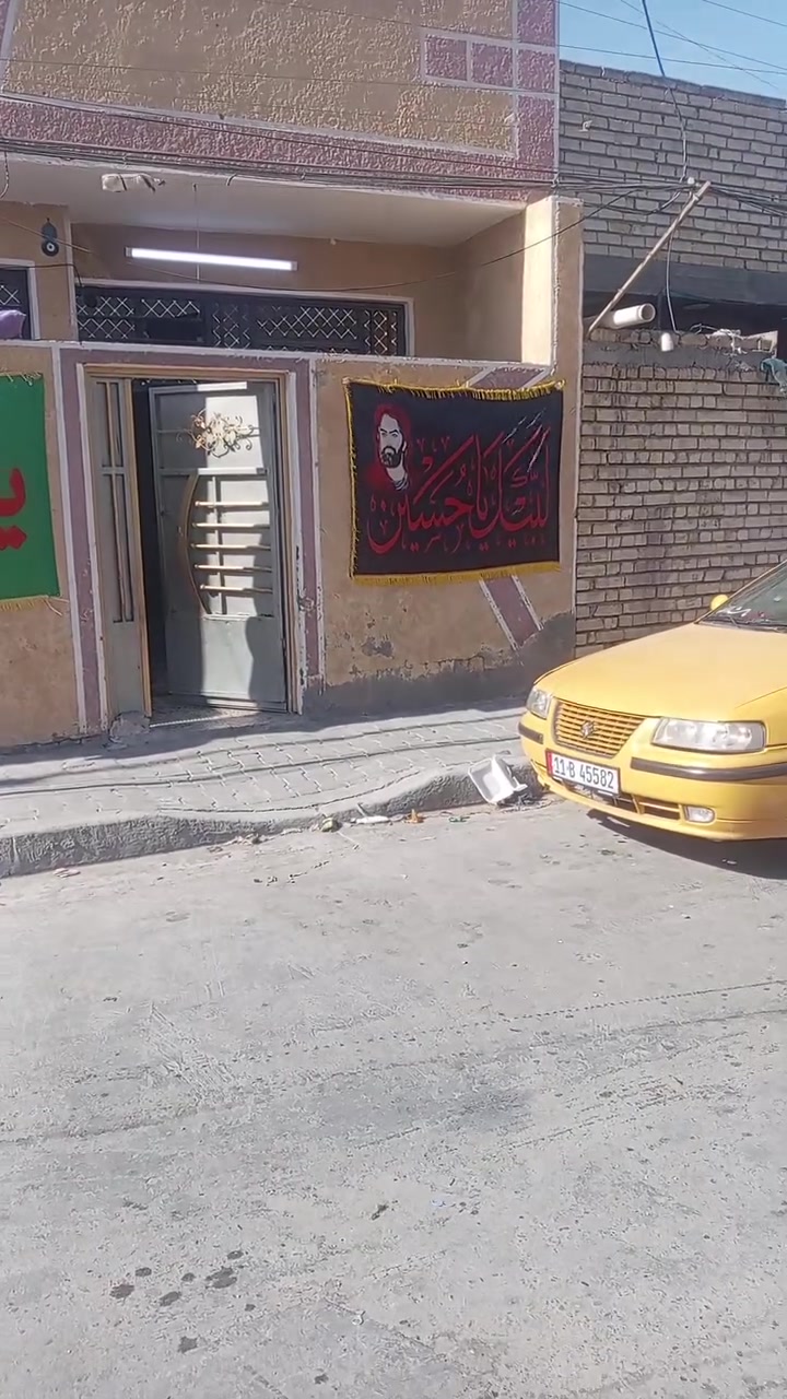السلام عليكم بيت للبيع او مراوس المساحه 100م الواجها 8م ونزال 12او نص العنوان منطقت الشعب مقابل الجمعيات خدمات كامله قريب عل شارع البيت بنأ طابوك جمهوري للسفسار أكثر الاتصال ***********
