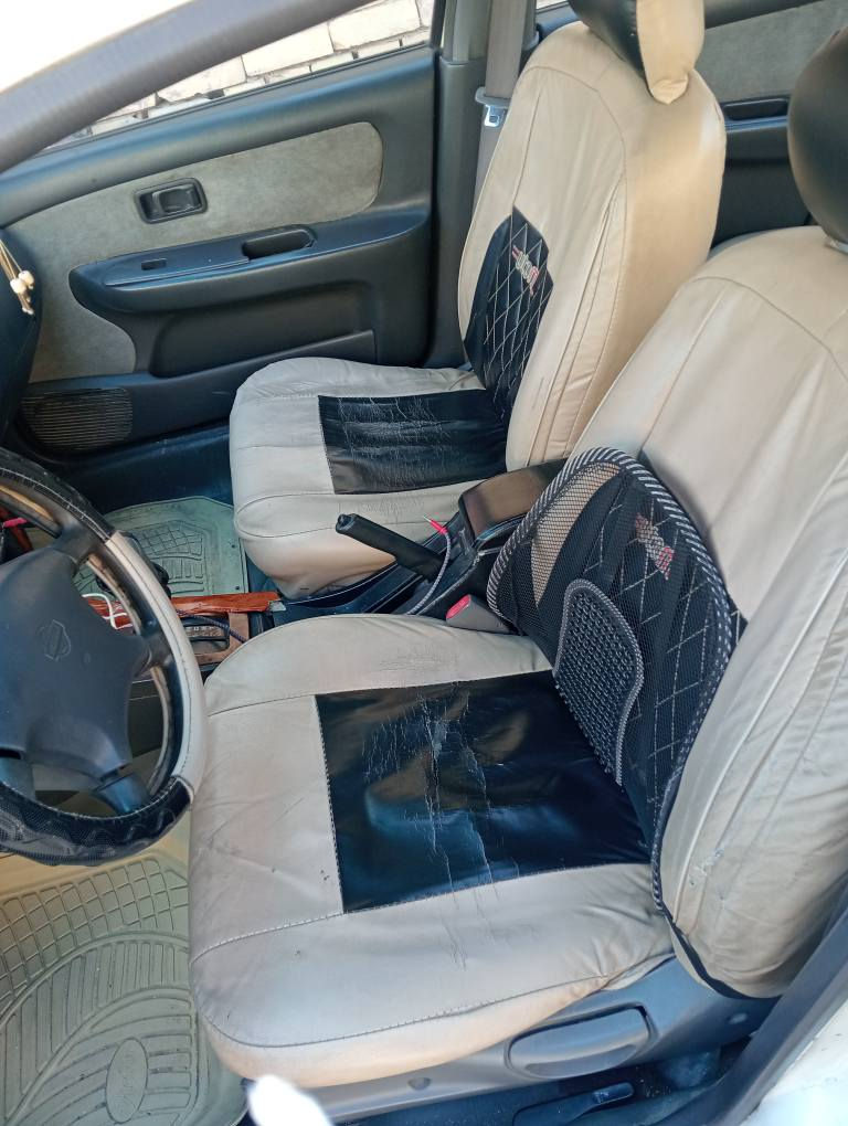 نيسان صني موديل 1995 

محرك وكير مكفولات 

سياره بيه رشات صبغ مثل دعاميه القماره رشات خفيفه 

 تبريد شغال شرط الفحص 

وبطنه كلش نضيف مثل ما واضح بلصور 

رقم بغداد خصوصي سنويه باسمي

للتواصل : ***********

العنوان: بغداد المدينه بغداد, العراق
