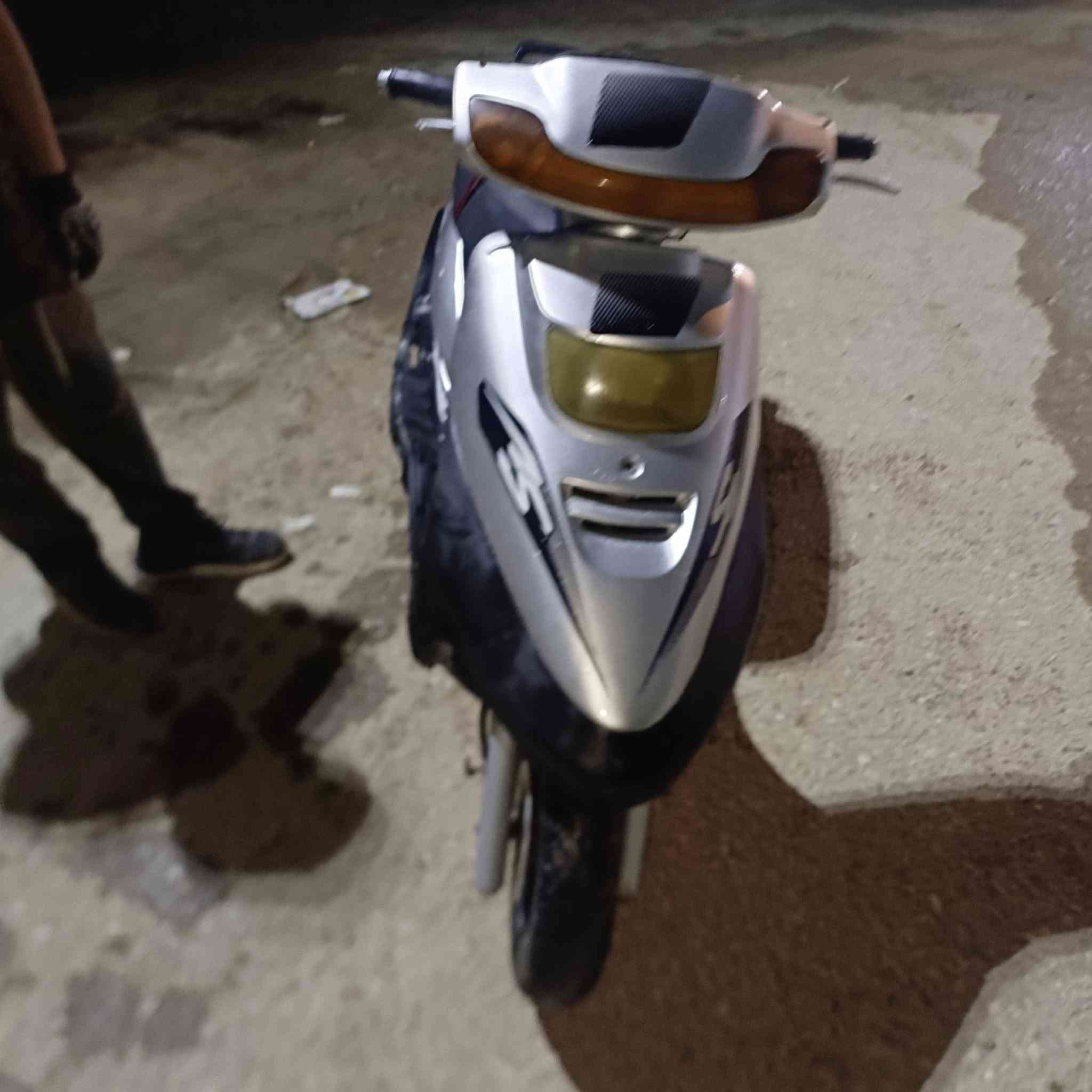 دراجه للبيع شغاله فراشه فضائي ياباني مكرك كهربائيات ليت عالي ناصي اشاير هورن سلف هدر سعر 300 بيه مجال بسيط بعقوبة التحرير اتصال ***********
