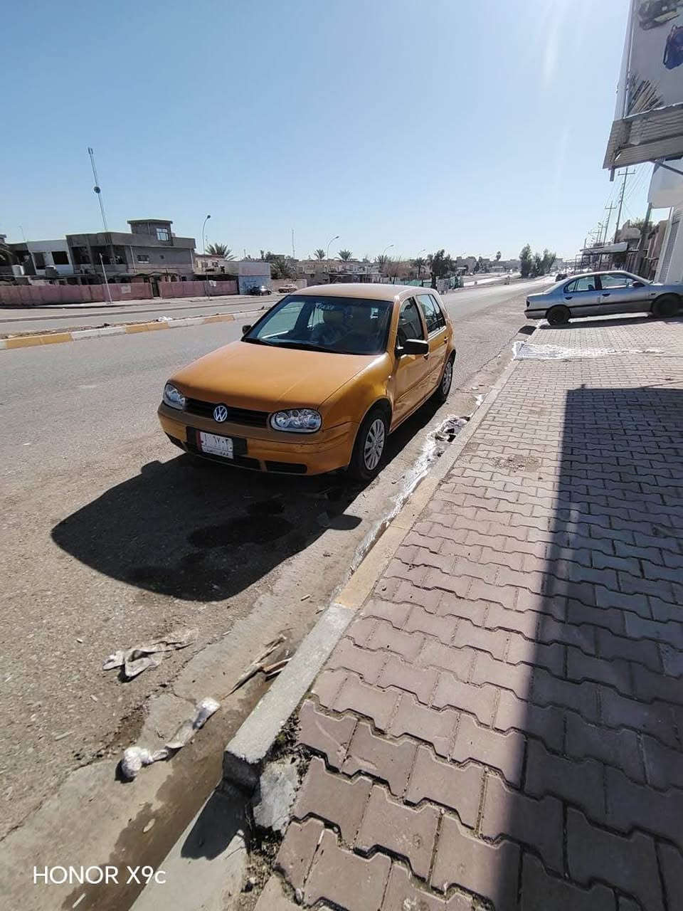 كولف ٢٠٠٧كير عادي سنويه لل ٢٧
للبيع 
دفتر بنزين 
بدون دواخل تبريد بي غير شغال 
تكسي رقم كركوك السعر ٤٦
 كركوك*********** كركوك, العراق
