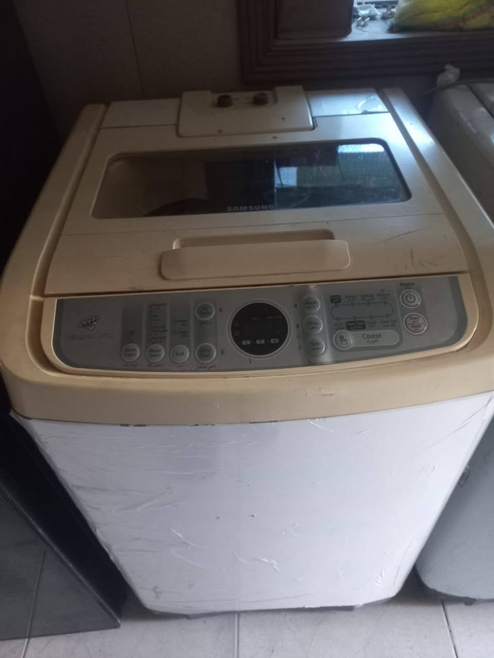 غساله سامسونك 15كيلو السعر 160 التواصل ع رقم ***********

