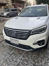 شانجان cs موديل 2019 حجم مكينتها 1800 تيربو ماشيه 120الف حقيقي  مواصفا...