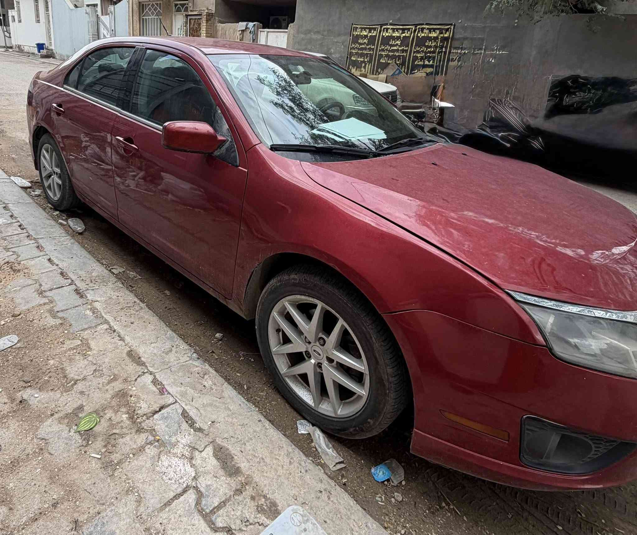 السلام عليكم فورد فيوجن موديل ٢٠١٠ كلين تايتل بيه حادث بالعراق مرفقة صورة الحادث مع رقم الشاصي تنفس طبيعي محرك ٢٥٠٠ محرك و كير بحالة جيدة حدادية جيدة رقم بغداد انكليزي بأسمي مكان السيارة النجف والسعر ٨٧ ورقة وهذا رقمي *********** قليل بالفيس وطبتم بالخير.
