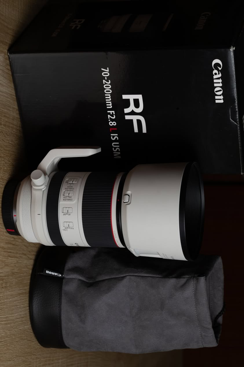 للبيع

عدسة كانون

RF 70-200 F2.8 L IS USM

النظافة 99%

كامل الملحقات ( هود+اغطية العدسة +حقيب مخمل+كتلوك)

بغداد

لا يوجد توصيل

واتساب [0771 907 0046](https://l.facebook.com/l.php?u=https%3A%2F%2Fapi.whatsapp.com%2Fsend%3Fphone%3D9647719070046%26fbclid%3DIwZXh0bgNhZW0CMTAAYnJpZBExSU4yTHVtekkybURXbWZ4a3NydGMGYXBwX2lkEDIyMjAzOTE3ODgyMDA4OTIAAR5Rcz-bPuZ02O3j1PIEDy0rLiD3lQcF9r5shY2OIJAMXKovUa6HEg6B6St5hQ_aem_wcmZY0Y5BUV3CZ7ylMHg7g&h=AT1v0yH8bM4T4xIIQV1hmmqyM01NHZS_gS-8-Bx_7ekPox6ayXWu0EihjiEPiyGf13yYM4zFDuktnotIsHbUQxpxxSgYIfg7s5t9eCQh3StyJFBTqIGHs2PBB0O0RY0jT-O-7Q&__tn__=-UK-R&c[0]=AT0PLxt4zSppOvYw2JClSUwTGWXx0MdDS6o0vzi0GevlGzOdgkLLLL5tWEj-t0vdQ6IXtewnl3qogGeOInTpihyrrCOMqhSw4-ETXBwhvLnlIzuSS47BOoE6ljkNZ0oBObqWeoqgiS7kJq-anlfAGm4YnT3a085pWwdH9HFGtNE)

***********
