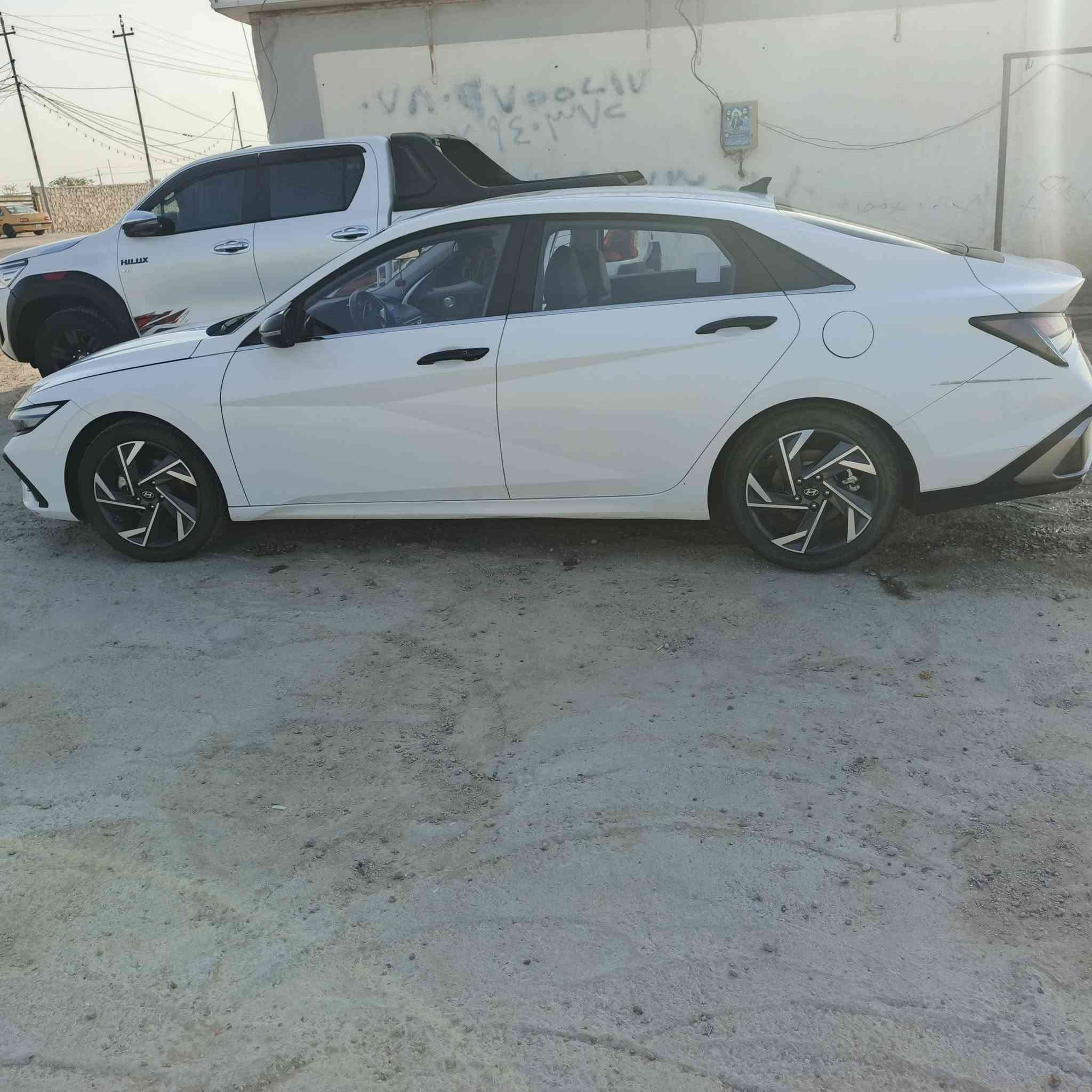 السلام عليكم من رخصه مدير الكروب الانتره 2024 للبيع فوال واحد على واحد سياره كفاله عامه وين ما يعجبك افحص كير محرك حداديه تخم تاير تبريد ثلج رقم اربيل الجديد مالكهه بل ديوانيه السعر 150 وبيهه مجال حك الجيه عنوانهه الديوانية المركز ***********
