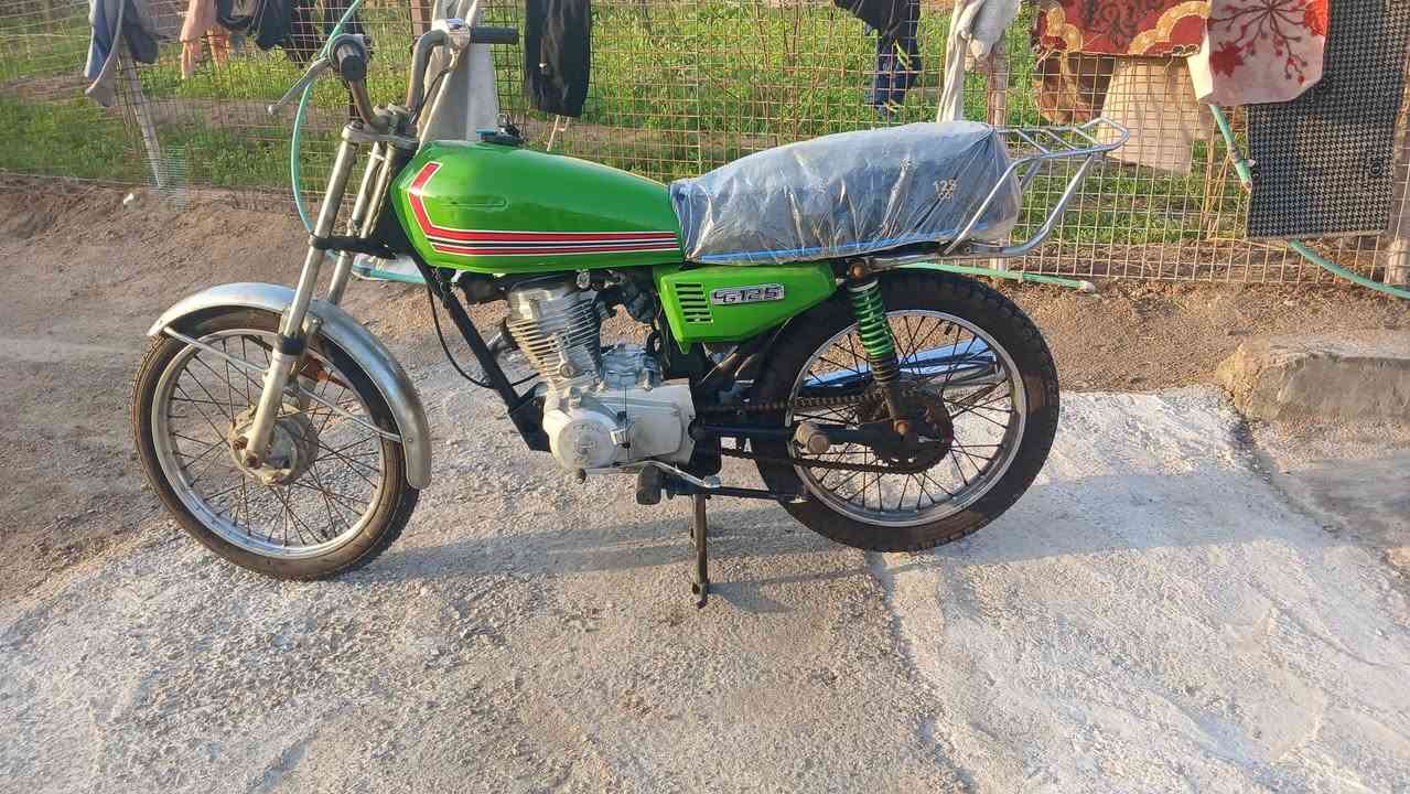 سلام عليكم للبيع دراجه.  نرجي    دوات  مكفوله من سرقه  مكنه  مافتوح  مكاني البصره ابي الخصيب باب طويل  سعر  ٤٠٠ رقم الهاتف  ***********
