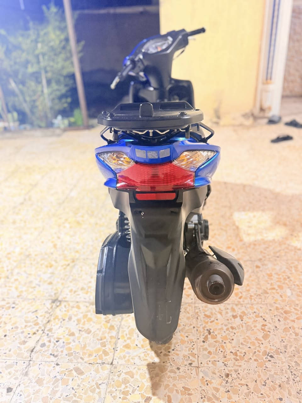 ادرس حديث
دراجه نضيفه 

مكفوله كفاله عامه من محرك ومن كفرات 

سعر خاص 

او تصال ***********
