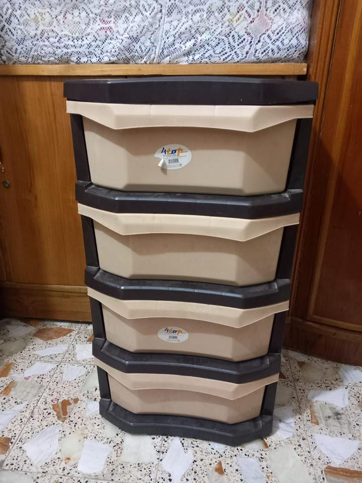 للبيع مكان الحسينية نسبة نضافة الغراض 100‎%‎
***********
