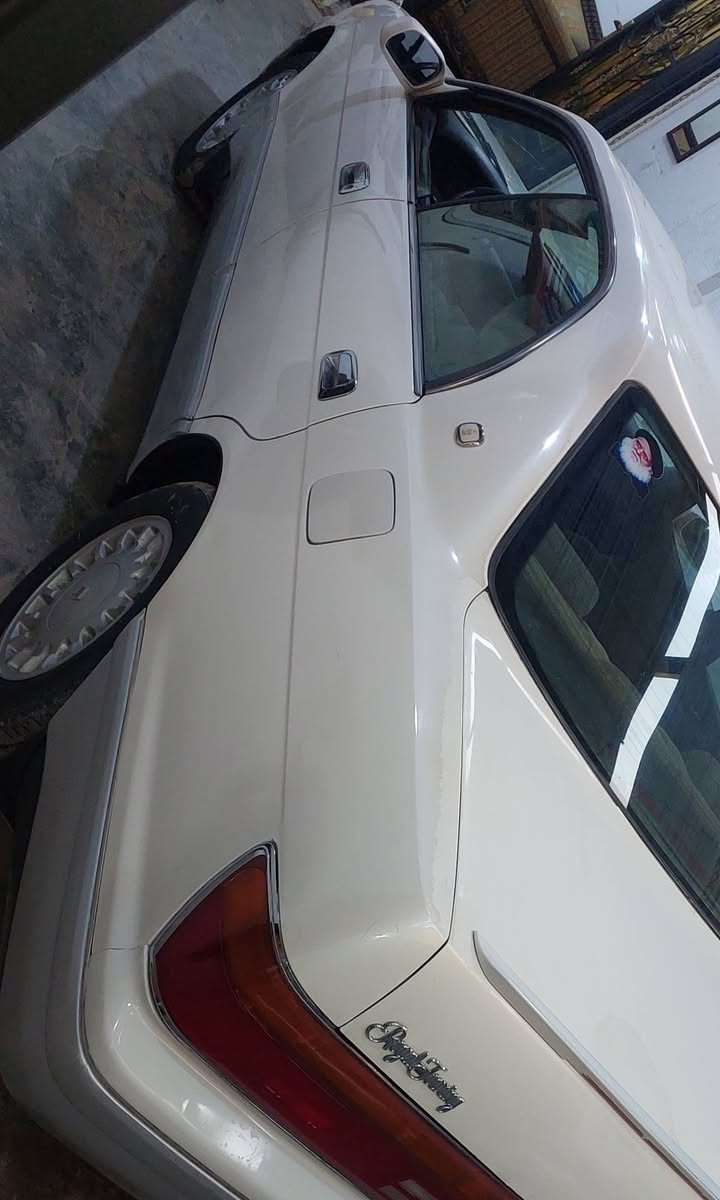 السلام عليكم بطه للبيع رقم بصره كفاله من الضربه مصبوغه احزام فقط عنواني بصره الزبير محرك ثنين ونص تخم تاير حداديه كهرباءات كلهه شغاله ***********
