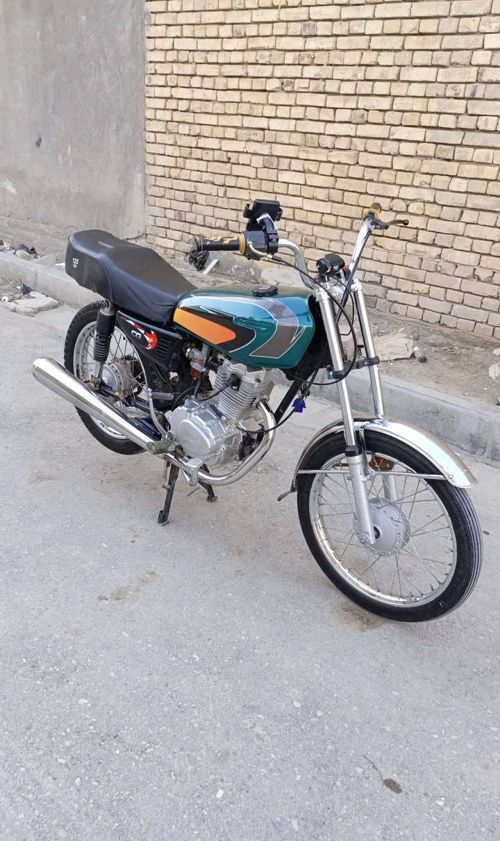 سلام عليكم
دراجه نامه 25 نضيفه كلك دراجه مرتبه 

سعر 600 بيه مجال قليل

واذا مراوس بماكس عدله عادي


**إذا كنت صاحب هذا الإعلان وتريد حذفه لأي سبب، رجاءا أرسل رسالة إلى الدعم الفني**