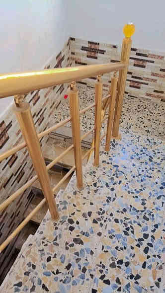 بيت للبيع 100 متر.. طابو صرف
النجف.. حي ميسان.. قطاع 22      ( 5157)

صب كونكريت مسلح.. طابق ونص  بناء سنة ( 2023)

الطابق الاول..  غرفة وصالة ومطبخ واستقبال وصحيات

داخلية وخارجية 

الطابق الثاني..  غرفة وصالة وصحيات وسطح 

السعر 127 وبي مجال 

للاستفسار*********** اتصال او واتساب
ولمتابعة المزيد https://facebook.com/groups/1759423854261211/
