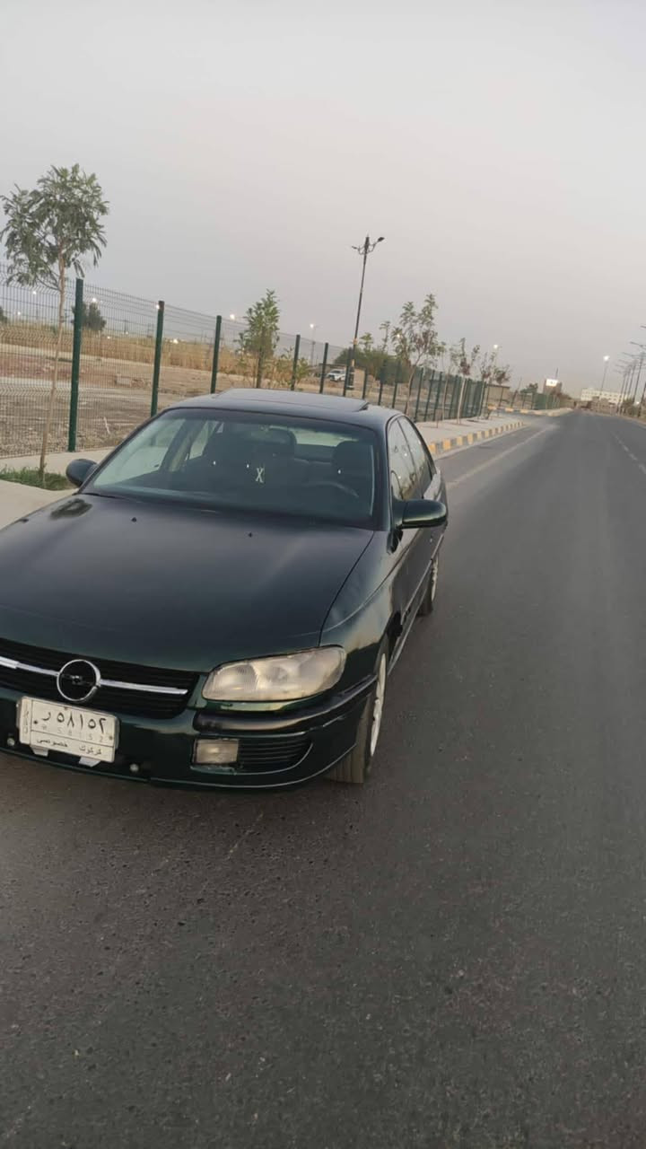 السلام عليكم
اوبل اوميكا بزون 95 
صبغ عام جماليه 
بيها صخه بالجاملغ جهة النفر امبدل جاملغ ومبخوخ
محرك 2000 كبس 
كير عادي 
جامات امامي كهرب فتحه كهرب
باتري جديد 
بلكات ونوزلات ادامه كامل 
تبريد غراضه كامله بس ما يشتغل ابيع تبريد عاطل 
السياره حلوه داخل جديد .
رقم كركوك الماني
اتريد وكاله اتريد تحويل 
مكان السياره موصل ايسر 
السعر 38 وبيها مجال بسيط
واتساب واتصال 
***********
