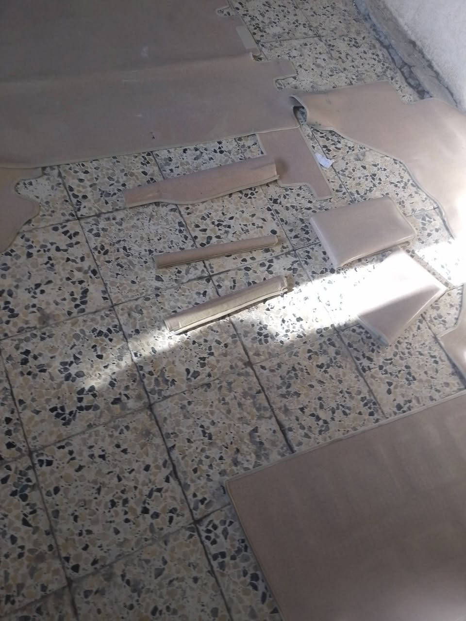 سلام عليكم كاعيات جديد للبيع اصلي ***********
