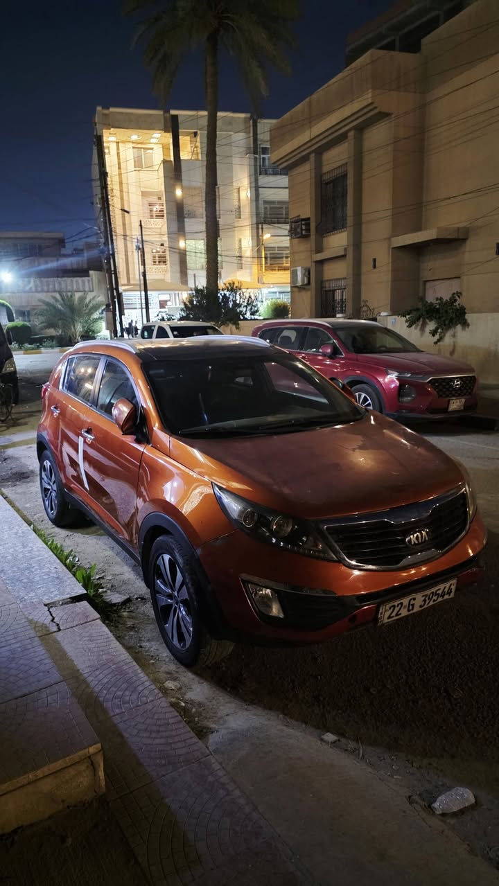 سبورتج 2013 فول مواصفات ماعدى البصمه بانوراما بيها شبر بارد بسمي رقمها اربيل الاتصال *********** مكانها بغداد المنصور
