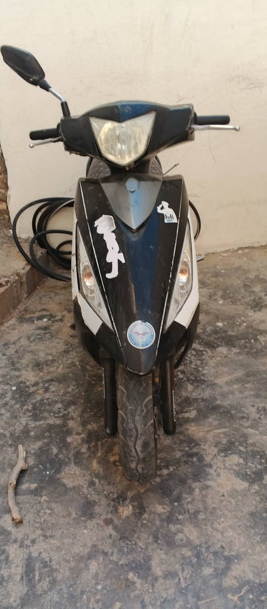 السلام عليكم موجود موطور للبيع عنوان بلرمادي السعر 250بي.مجال


**إذا كنت صاحب هذا الإعلان وتريد حذفه لأي سبب، رجاءا أرسل رسالة إلى الدعم الفني**