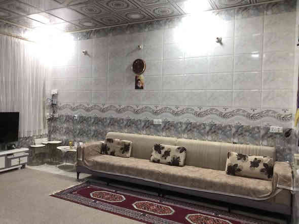 بيت بالميلاد للبيع ب٢٨ مساحة ١٥٠ متر واجهه ٧.٥ والنزال ٢٠ طابق واحد يحتوي على غرفتين نوم حرف T  مقابل مجمع الدرة السكني للاستفسار للاتصال على الرقم ***********
