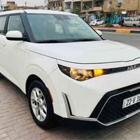((للبيع فقط بدون مراوس))                 كيا سول ( موديل 2023 ) ( الشك...
