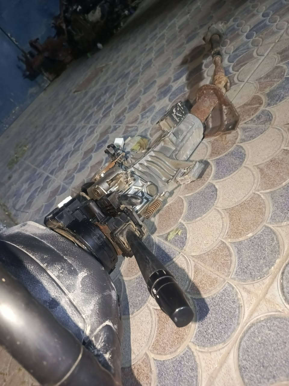 سلام عليكم غراض سنتافيا موديل 2008 كله اصلي   وتفصيخ وكلشي شغال عل فحص كلمن وسعره رقمي ***********
