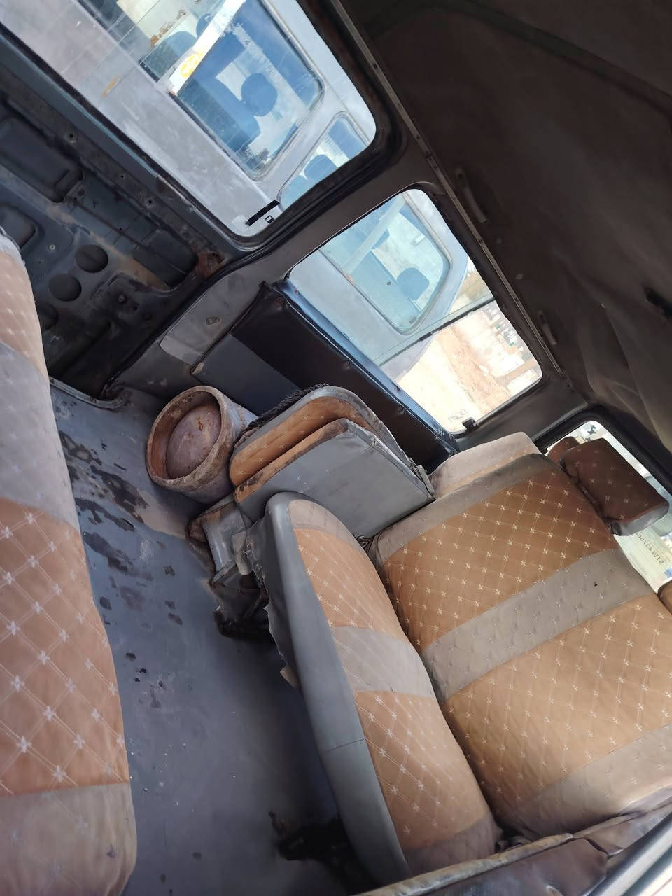 السلام عليكم ورحمة الله وبركاته كيه بسته للبيع موديل 93تحويل مباشر كير محرك مكفول شواصي مصلحه سعر 24 ورقه بيهة مجال بسيط
***********
