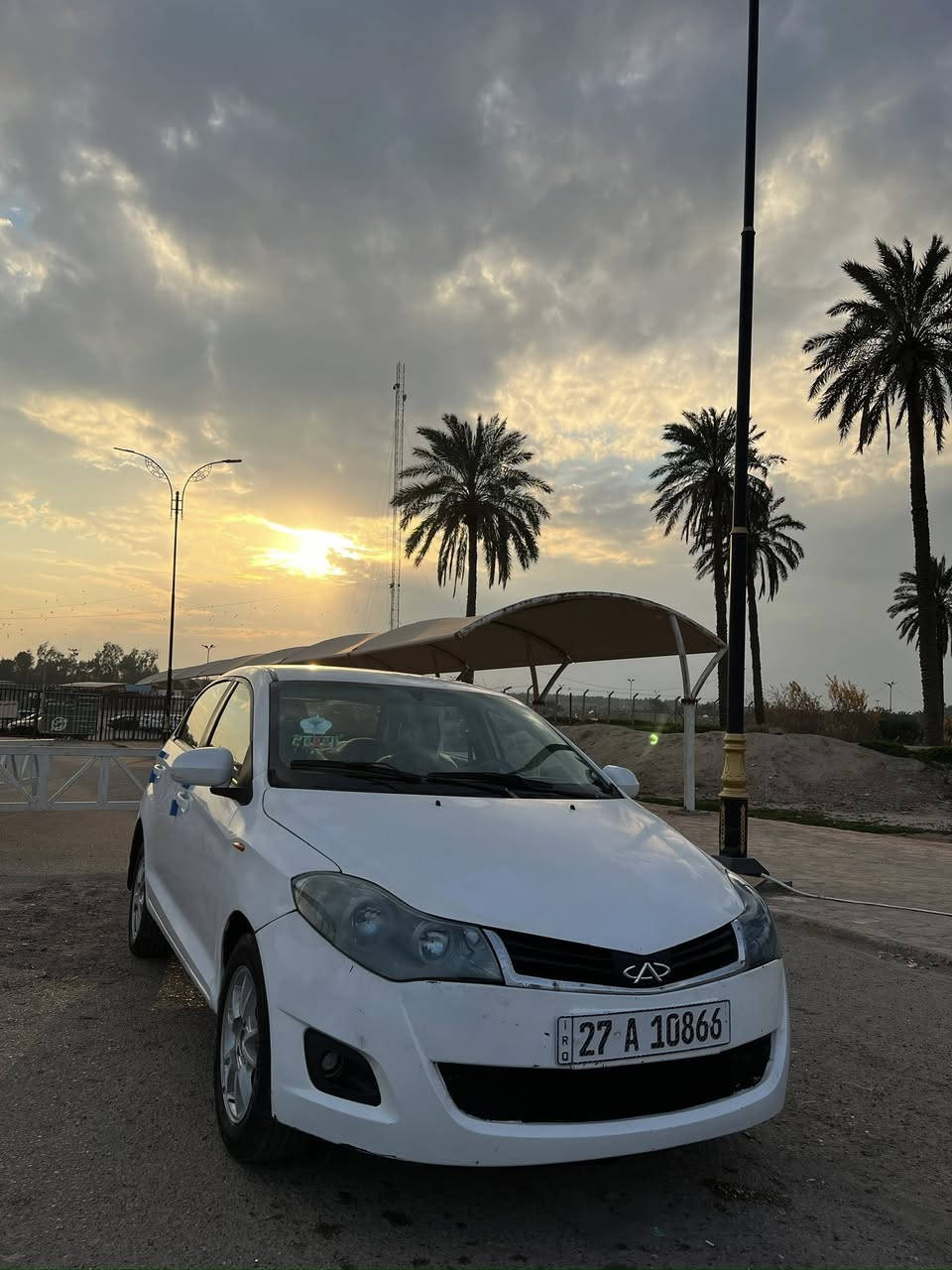 السلام عليكم
شيري فلاوين للبيع ؛ السياره جاهزه وكامله مكمله 
عليهه ادامه كامله محرك كير خير من الله بلكات نوزلات 
 صدر امامي خلفي  بورر مشط ستيرن كله جديد 
رقم انكليزي وتحويل شوكت متريد
 السياره مكفوله من الضربه  السعر ( 38 ورقه) 
للأستفسار ***********
