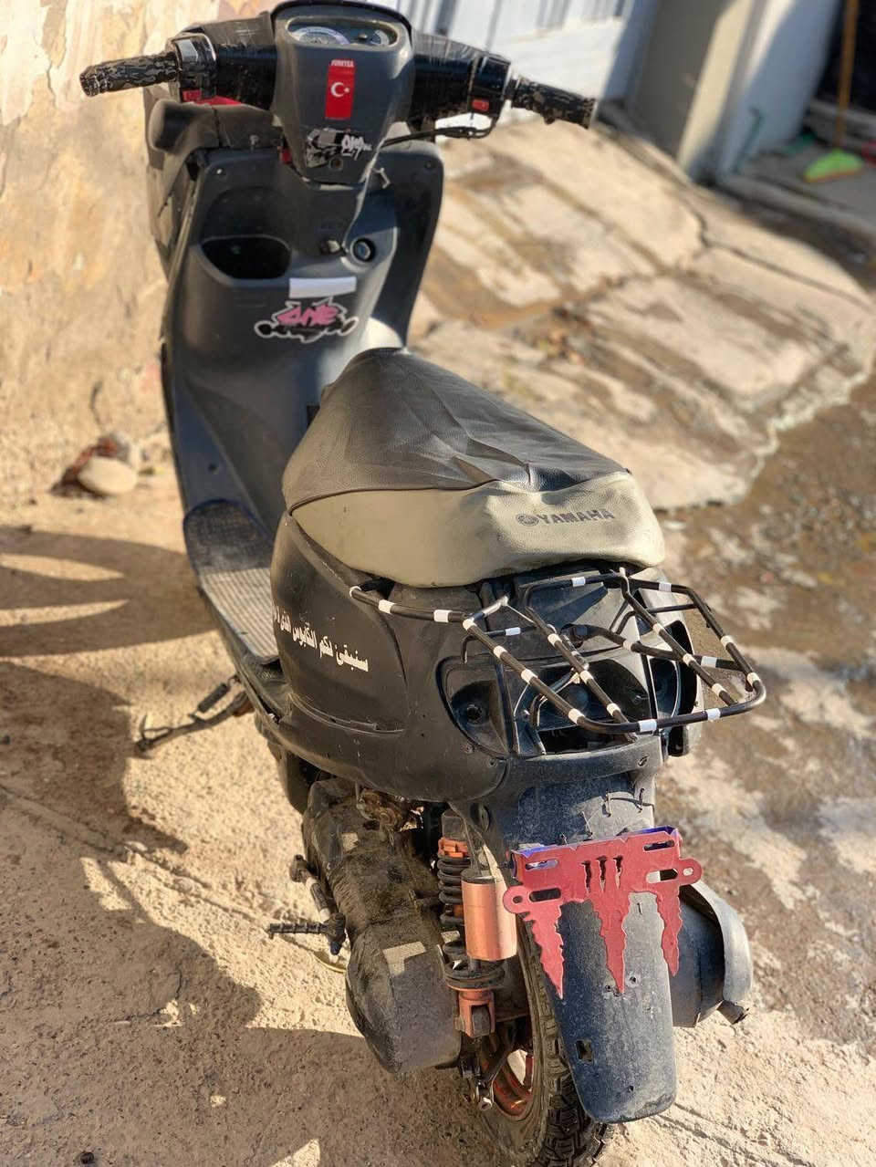 ماطور بزون نفخ للبيع 
معمر مرة وحدة وكامل مواصفات
مصبوغ اسود؟  شرط من اول هندر
السعر 200 وبي مجال 
التواصل خاص او عل رقم؟ 
***********
