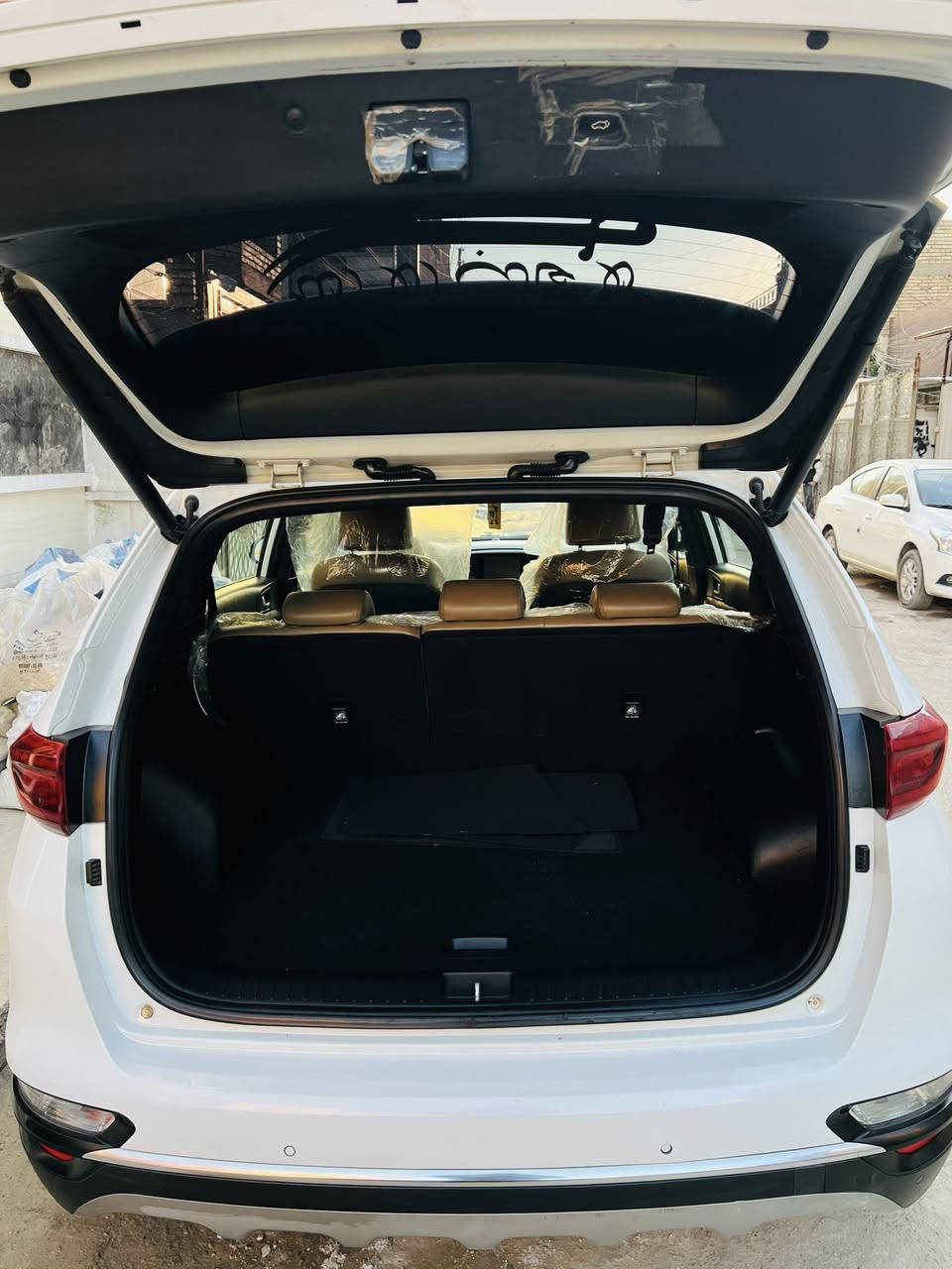 يا الله.
كيا سبورتج 2019 خليجي V
ماشية km 101
فول مواصفات
محرك 2000 دووش
بانوراما
كشنات جلد وكهرباء
شاشة
كامرا حساسات
مرايات شفط واشاير
بصمة تشغيل مع بصمة ابواب ترحيب
تبريد قطعتين
لايت وبك لايت لد
سياره نضيفه بيه فقط بل بنيد طخه اثر شعالات وشخط صغير بل باب
العنوان / بغداد / الشعب
السعر 205
الاستفسار الاتصال على الرقم
***********
