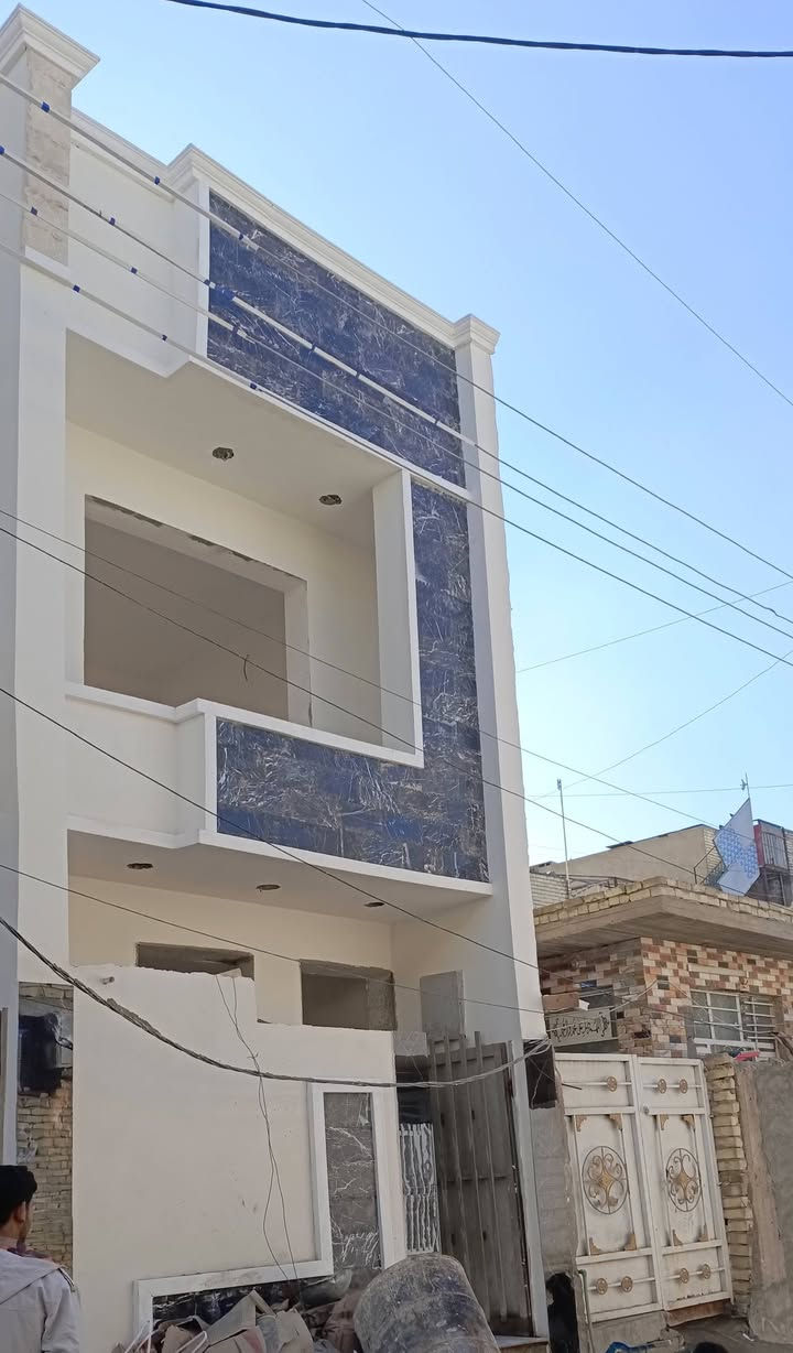 للبيع مشتمل 50م طابق ونص الخطيب شارع خوله للاستفسار ***********
