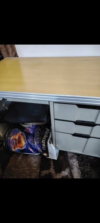 أغراض استعمال قليل للبيع مستعجل 07772322055