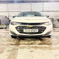 ماليبو 2023 لون ابيض بدون صبغ مكفوله من كلشي عدا بارد اباب السايق بصيط...