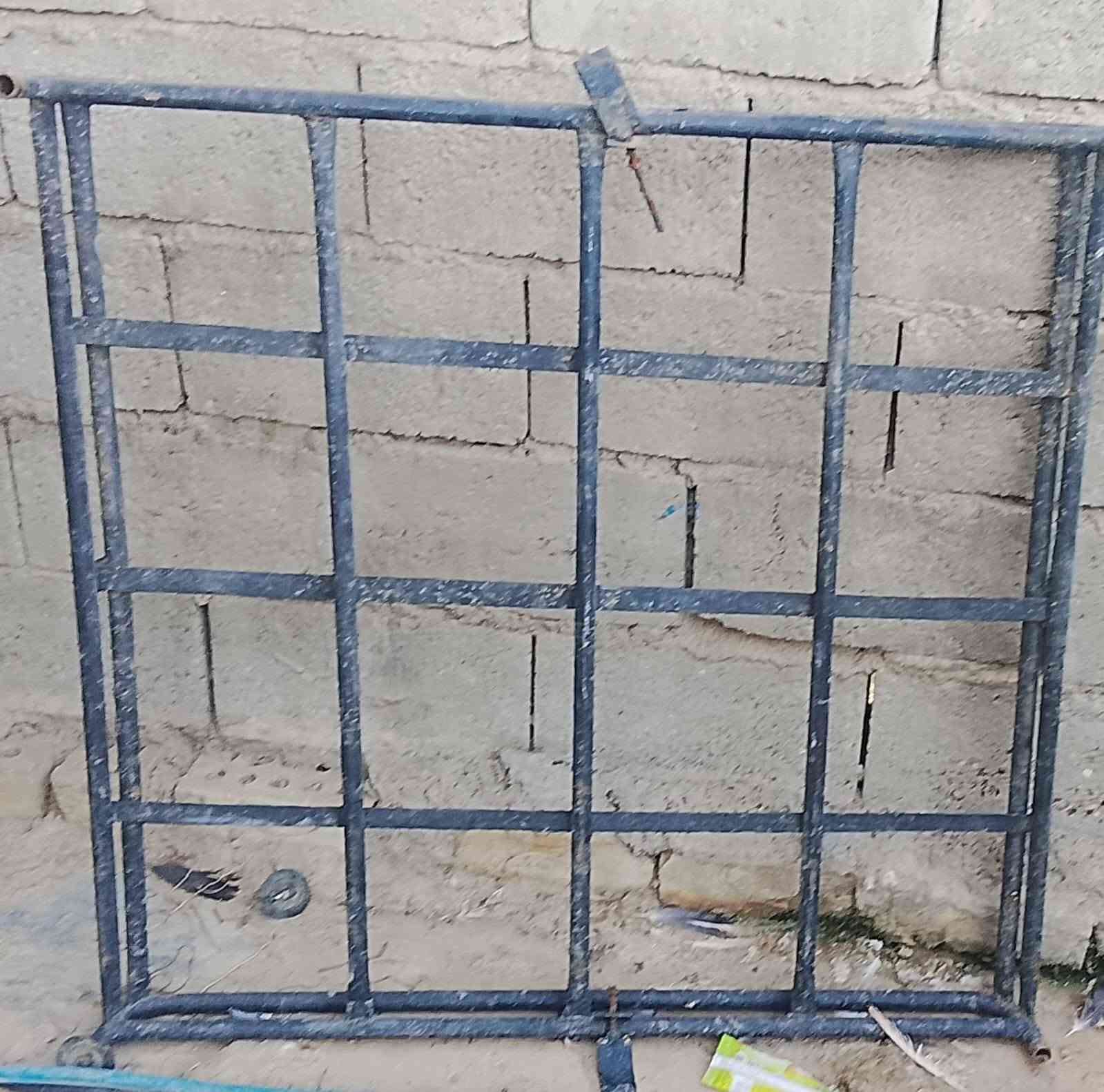 السلام عليكم غراظ مال سايبه للبيع دسكات جدد فيت بم شغال سيبايه تجوه كلهن ب ٥٠ الف وبيهن مجال  ***********
