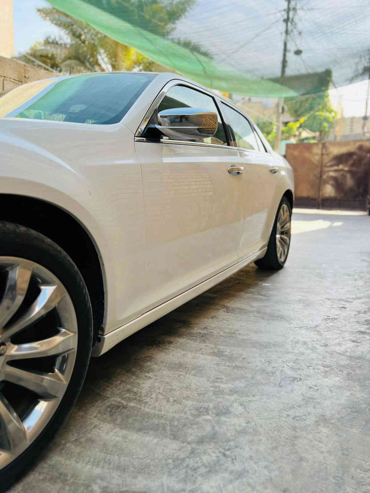 اوباما ٢.١٩  300S  فول الفول
1.بانوراما
2.خزن ميموري
3.كشنات جلد
4.كشنات كهرباء تدفئه
5.ماشيه 59Mالف
سيارة جديده بمعنى الكلمه
كلين تايتل مكفوله كفاله عامه من الصبغ والضربه
السعر 275$
*********** غير متواجد ع الفيس...
