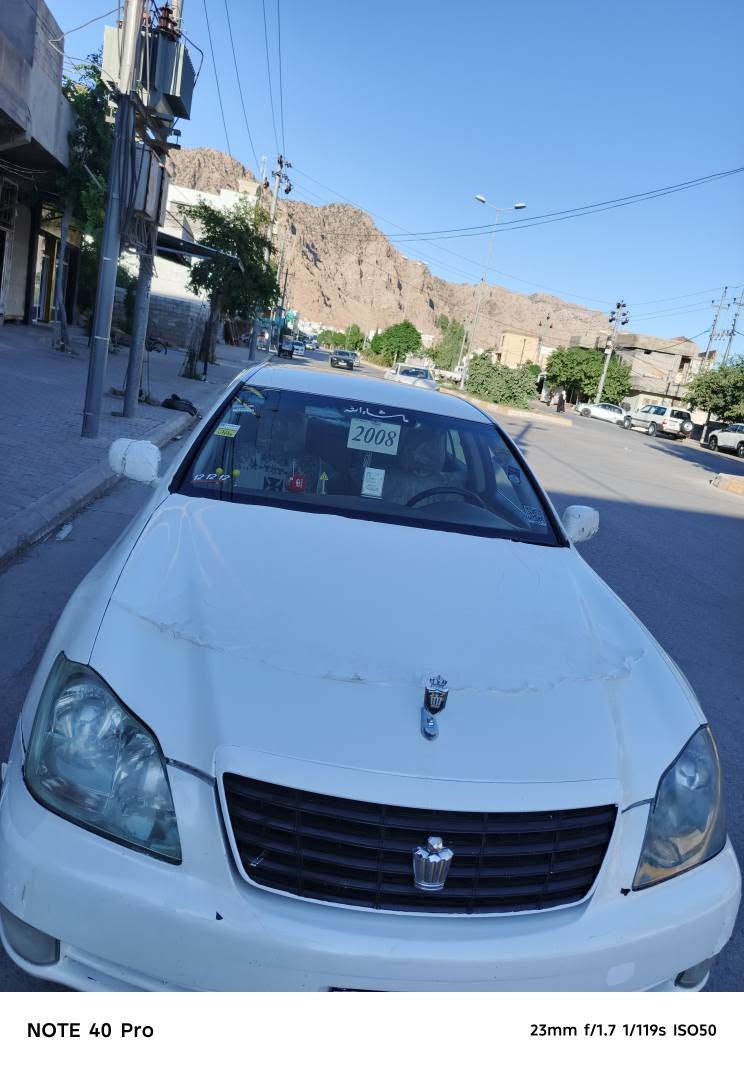 شاهینە ڕۆیاڵ بڕاوە 2005 کۆدی بۆ کراوە
پێش و پشتی کەپسە ۱٨۰ بچوک بە بچوک  چوار تایەو ویلی لۆکی بۆ بەستراوە
کەڤەرو شانسی و سەقف بەشەرت 
زۆر زۆر جایزو ڕێک و پێکە 
گۆڕینەوە ناکەم تەنها فرۆشتن 
نرخی ٤٨ گەڵاو مەجال 
*********** دخان, السليمانية
