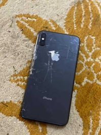 آيفون اكس اس ماكس • ٢٥٦ • بطارية ٧٥