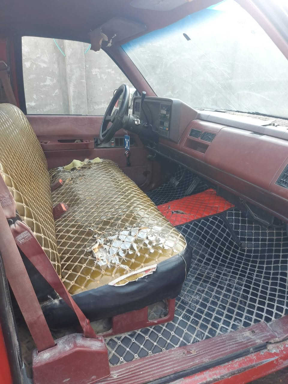 سلام عليكم بهبهان موديل ١٩٩٢ رقم بغداد الماني مكينه ٣٥٠ كير ٤٠٠ مكينه وكير جدد تايرات جدد صدر جديد مكان سياره بغداد الشعله غير متواجد عل فيس السعر ٥٥ رقم ***********
