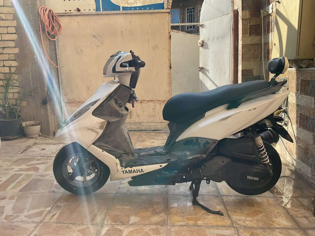 الدراجه بلاديه حلوه وكهربائيات كله شغال شعله معدل تآكل الشارع مكينه حلوه  الداجه نكره بكل وقت  السعر 750وبيه مجال حك الجيه العنوان المدينه الصدر 
رقمي
***********
