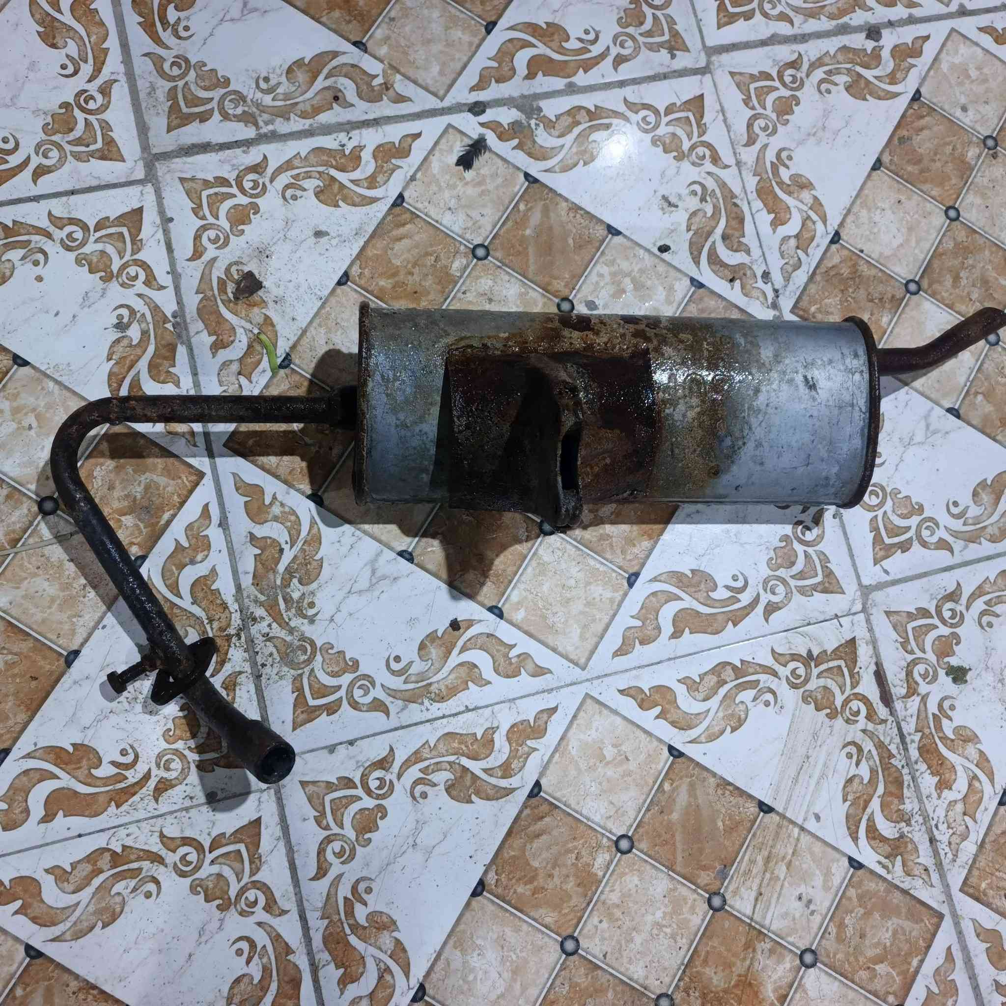 السلام عليكم
غراض بياجو للبيع 

ماشه ابياجو جديده بلجيس ب٨٥ الف 

كزوز بياجو نضيف مستعمل قليل ب٣٠ الف 

البصره شط العرب الجزيره

***********
