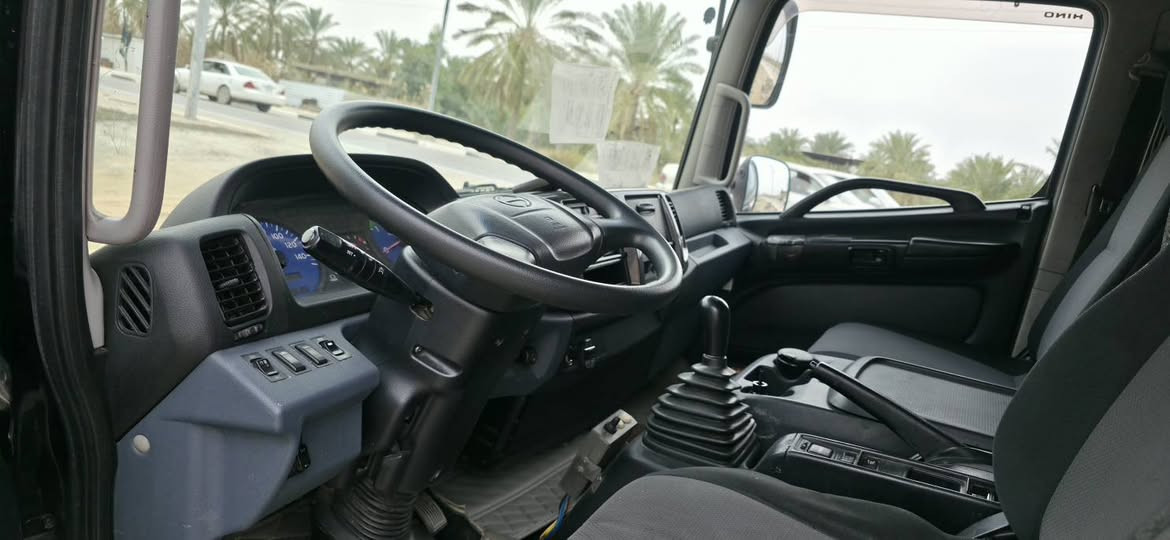 السلام عليكم هينو قلاب دخول جديد سياره زيرو  باكيت بعده بريحه شركه كفاله عامه العنوان  البصره القرنه استفسار هاتف ***********
