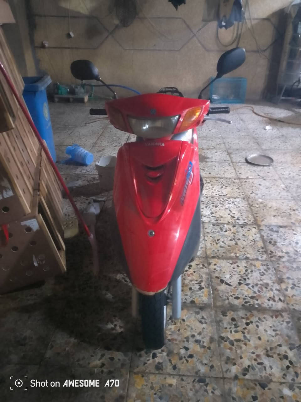 سلام عليكم درجة اكزز كفالة عامة من كلشي درجة اي نقص مابيهة نكرة سلف نوزل خطين السعر مليون ومية درجه خير من الله لون مميز احمر المكان بغداد الجديده اي ستفسار  ***********
