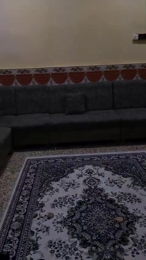 سلام عليكم هاذ قنفات نضاف بس شوه رجليهن بكسره مكاني بلحيانيه على المستطيل بستين هاذ رقمي واساب فقط ***********
