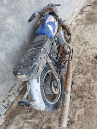 امزت ٨١ • متروكه • طافيه