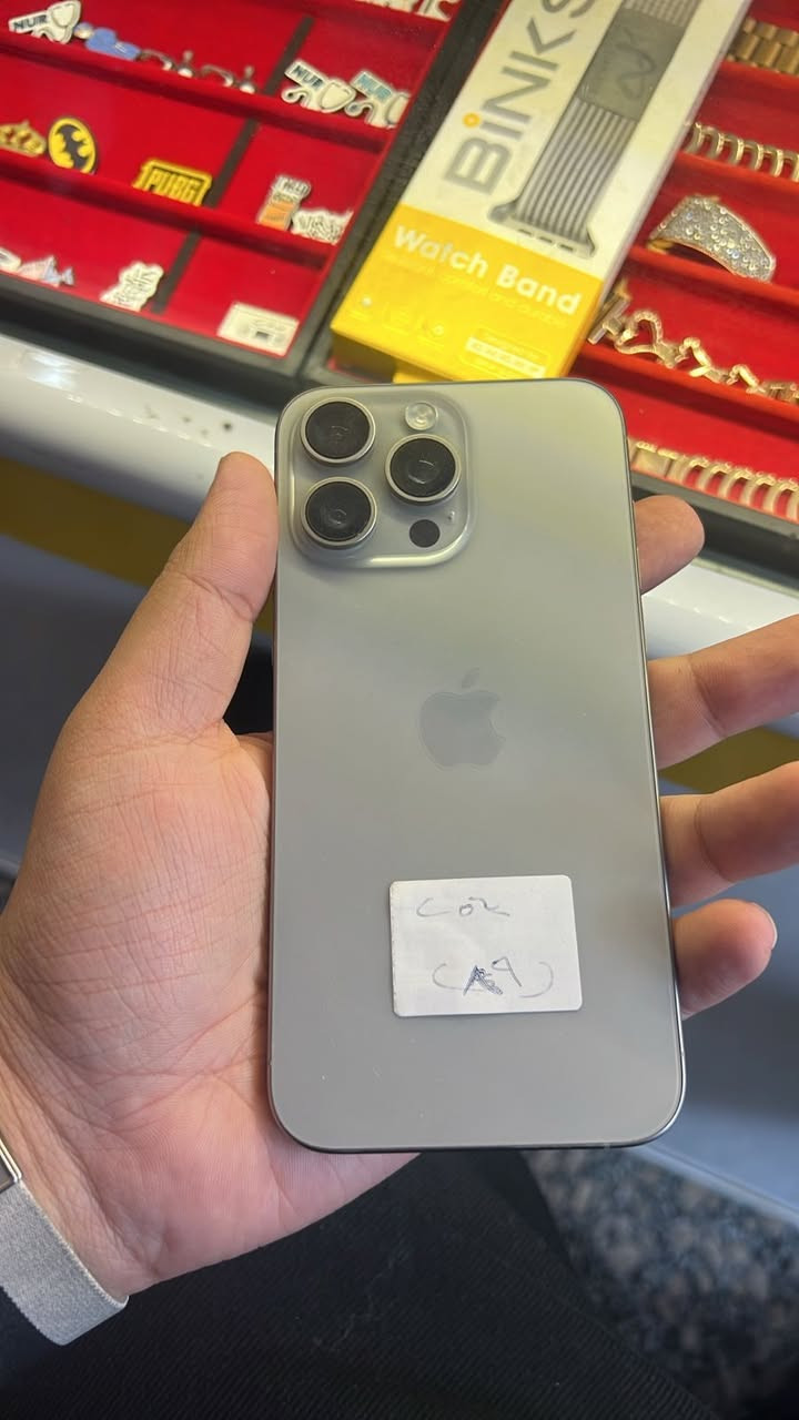 سلام عليكم
ايفون 15 برو ماكس
بطارية 88
ذاكرة 256
سعر مليون و150 بي مجال


**إذا كنت صاحب هذا الإعلان وتريد حذفه لأي سبب، رجاءا أرسل رسالة إلى الدعم الفني**