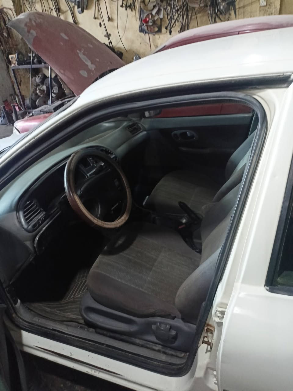 فورد لبيع موديل 91 مونديو جنطة مكينة وكير شرط كير عدي كوبون بنزين رقم الاماني نينوي خصوصي شرط التحويل بقي التفاصيل خاص او اتصال ***********/*********** السعر 23وبي مجال بسيط
