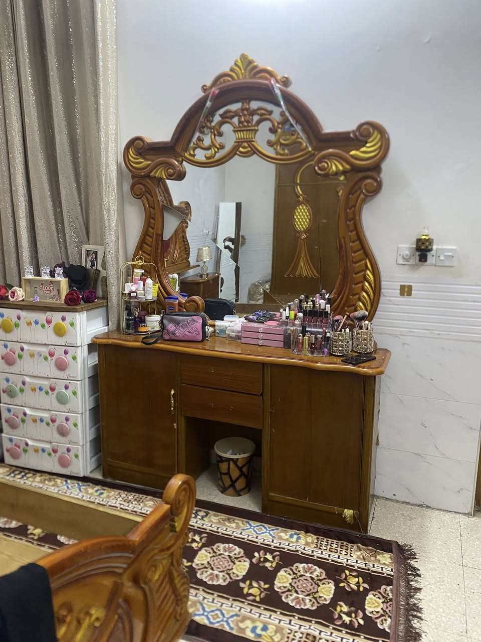 غرفه نوم عراقيه للبيع بغداد البلديات السعر خاص


**إذا كنت صاحب هذا الإعلان وتريد حذفه لأي سبب، رجاءا أرسل رسالة إلى الدعم الفني**