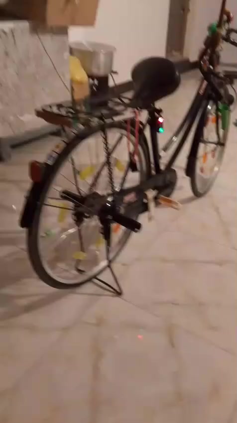 السلام عليكم
عندي بايسكل للبيع 
الشركة سانتون حمره نادره
اللون اسود
السعر خاص


**إذا كنت صاحب هذا الإعلان وتريد حذفه لأي سبب، رجاءا أرسل رسالة إلى الدعم الفني**