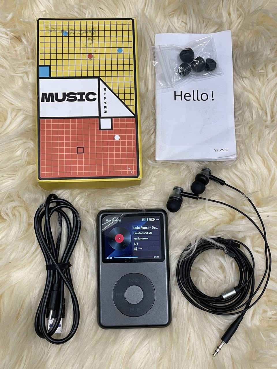 مشغل mp3 و فديو من شركة  Innioasis Y1
راديو FM على الهيدفون
بلوتوث
شحن تايب C

جديد كامل الملحقات

للطلب و الاستفسار مراسلة الصفحة
متوفر توصيل لجميع محافظات العراق


**إذا كنت صاحب هذا الإعلان وتريد حذفه لأي سبب، رجاءا أرسل رسالة إلى الدعم الفني**