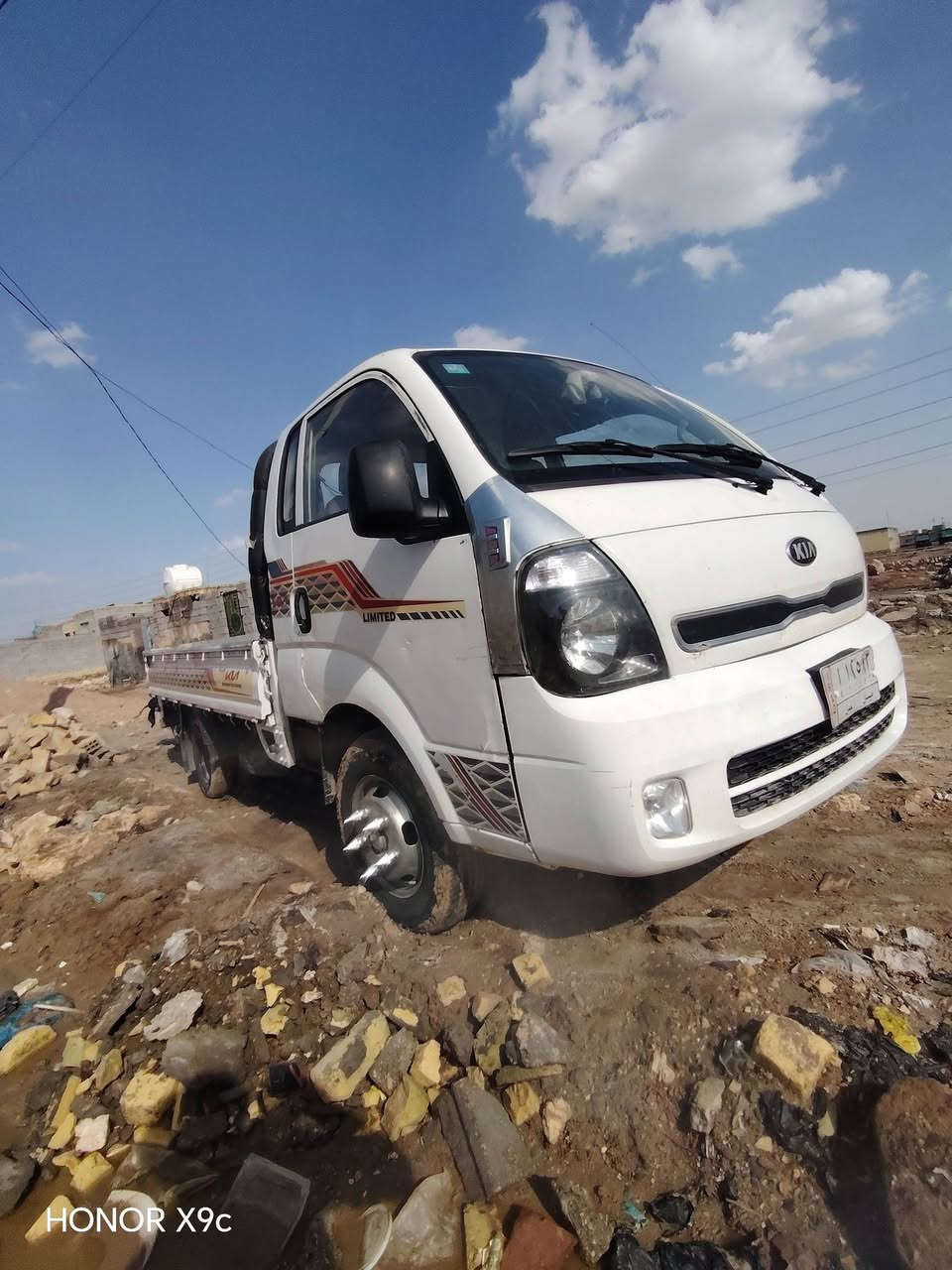 سلام عليكم كيا
فحل موديل 2015  لالبيع محرك وكير ماكفولات وشاسي مكفول

 رقم ميسان سنويه باسمي ومداور مباشرومكاني السماوه   ***********
