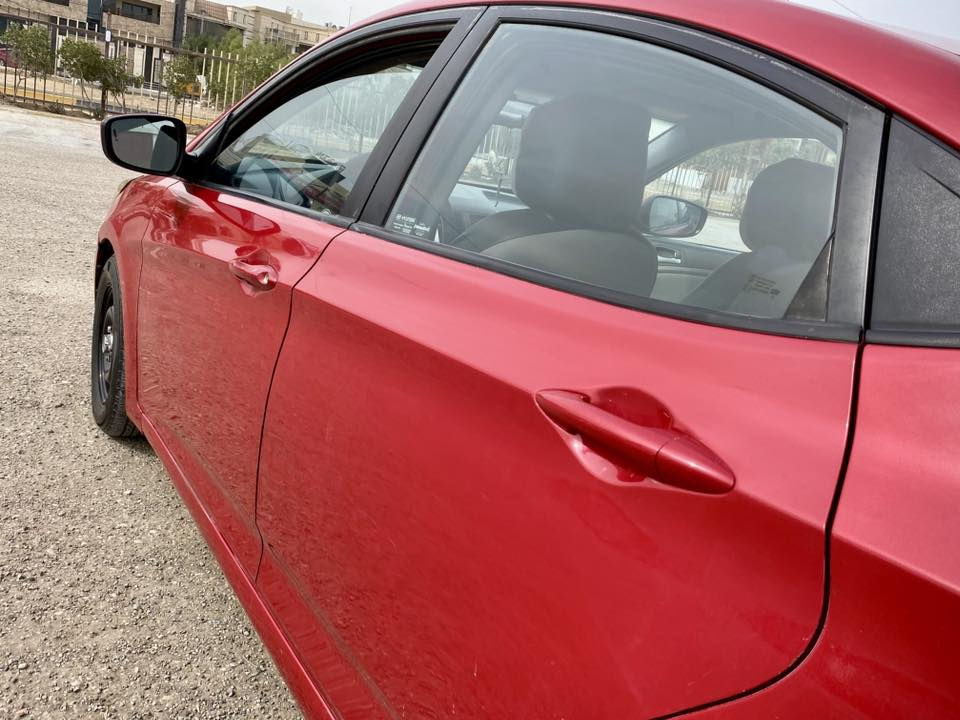 السلام عليكم
أكسنت 2016 وارد أمريكي للبيع أو المراوس حسب القناعة رقم بغداد بأسمي محرك GDI 1600 قطرتين المرغوب 
السيارة كلش حلوه وأحلى من الصور بهواي ونظيفة وما عايزه برغي تريد تحويل تريد وكالة محرك وگير وتبريد خير من الله 
السعر 105$ وبيها مجال حگ الجية 
*********** / *********** مكان السيارة الديوانية
