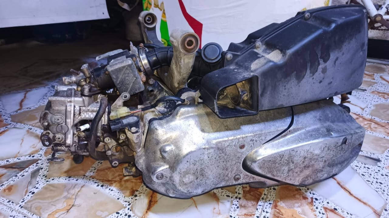 مكينه فورزه0/9نضيفه اوشغاله اوكل غراضها بيها حتى لكزوز موجود بيها بس بكن او السعر 400الف الياخذه رقم الهاتف ***********
